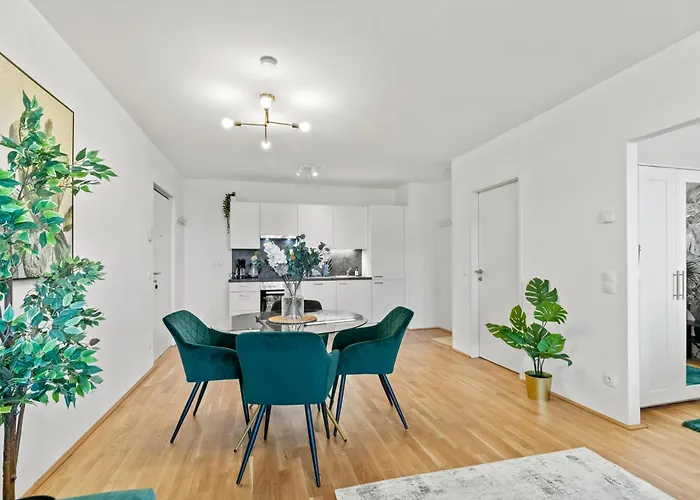 דירה 1 Or 2br I Balcony I 15 Min Airport I 20 Min Center